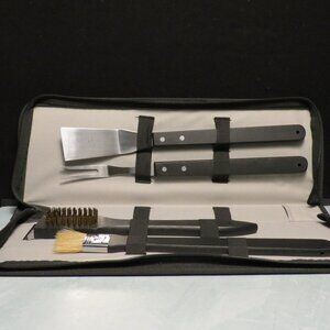 HERSHEYS BARBEQUE BBQ OUTDOOR GRILLING TOOL KIT SET WITH CARRYING CASE/Not Compl